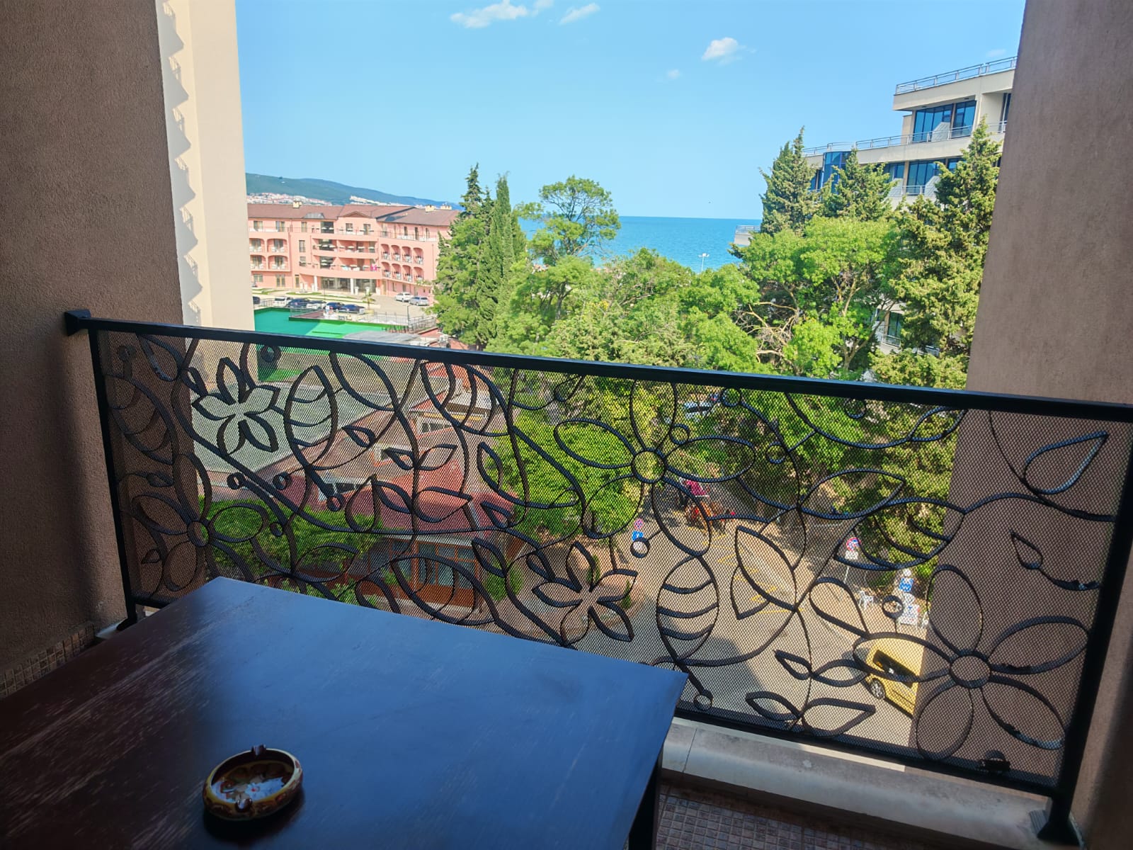 Sea-view balcony